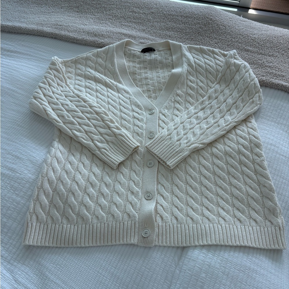 Alice + Olivia Cream Cable Knit Cardigan - Picture 4 of 10